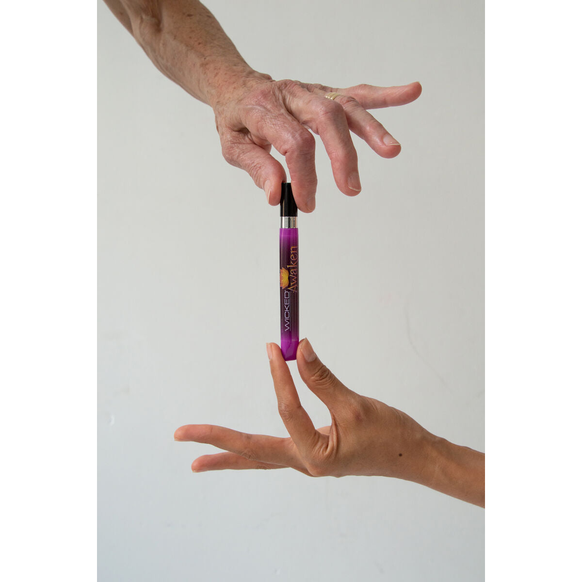 V4H364B975B2A1D4BCBE5D8D7A3089D6438R5547344P3